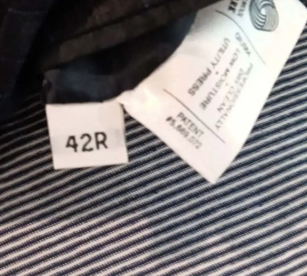 Hart Schaffner & Marx Gold Trumpeter Pure New Wool Pinstripe Suit Jacket